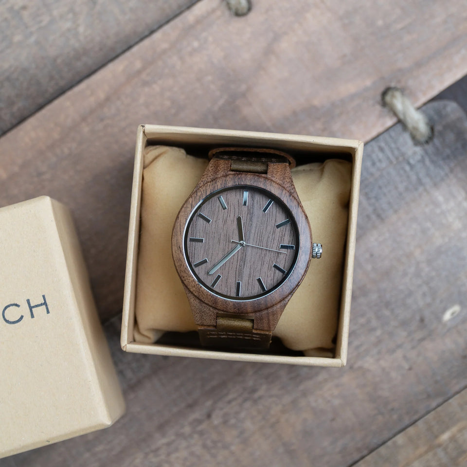 Stylish Men’s Walnut Wooden Watch
